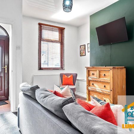 2Br Home In Barrow-In-Furness Sleeps 8 Close To Bae Systems, Hospital, Lakes Dış mekan fotoğraf